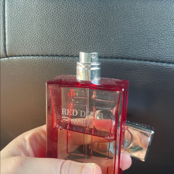 Red Door Aura by Elizabeth Arden Eau De Toilette Spray Women - Picture 4 of 4